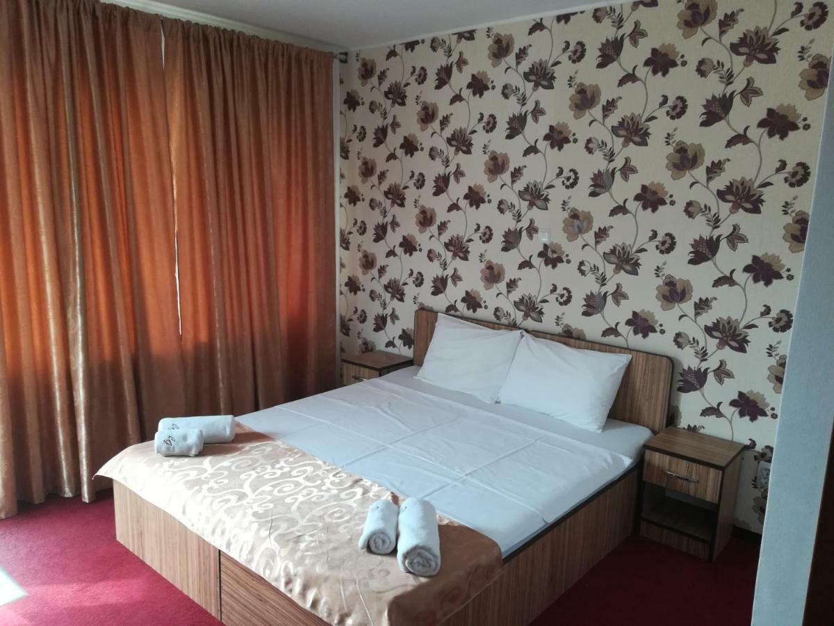 Hotel Casa Gogu Năvodari Esterno foto