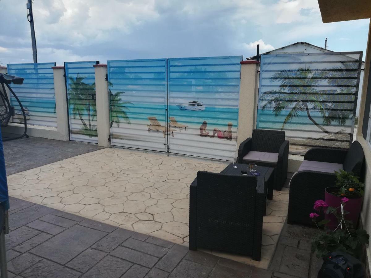 Hotel Casa Gogu Năvodari Esterno foto